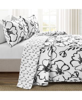 Scandinavian Floral 3 Piece Quilt Set, King