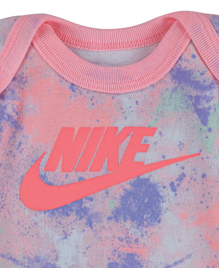 Nike Baby Girls 3-Pc. Tie-Dye Bodysuit, Hat & Booties Set & Reviews ...