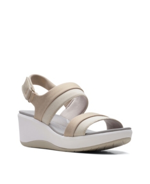 Clarks Women's Cloudsteppers Step Cali Muir Sandals Women's Shoes