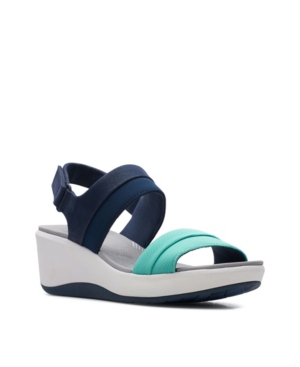 Clarks Women's Cloudsteppers Step Cali Muir Sandals Women's Shoes