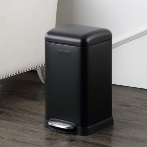 Betty Retro Mini Step-Open Trash Can