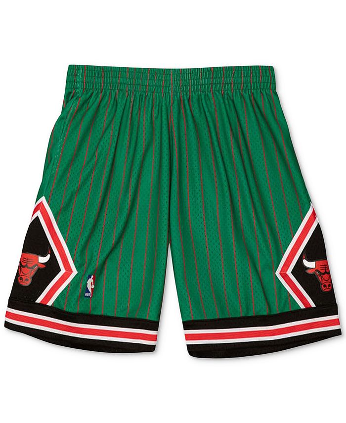 Mitchell & Ness Chicago Bulls Men's Reload Collection Swingman Shorts ...