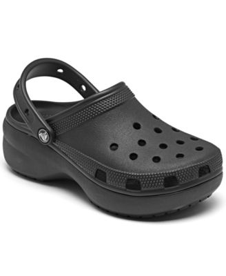 does macy's sell crocs