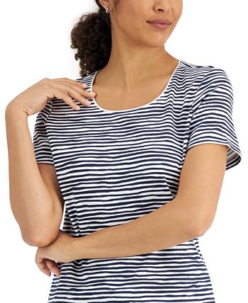 Karen Scott Sport Woman's Black Top  Black stripes tops, Striped top, Women