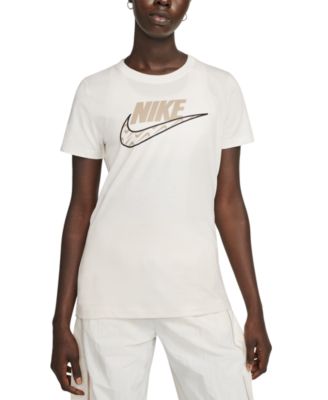 womens nike clothing sale