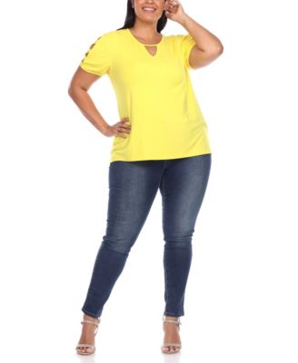 Plus Size Keyhole Neck Cutout Short Sleeve Top