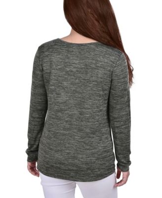 Petite Long Sleeve Knit Keyhole Top