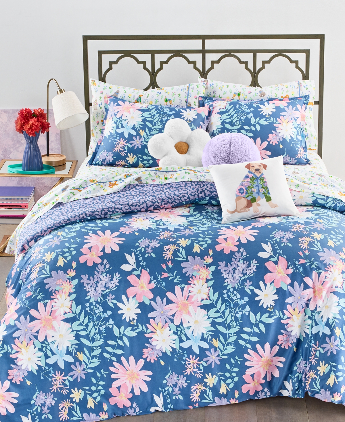 Whim by Martha Stewart Collection Daphne Floral Reversible 3Pc. King