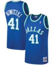 Dirk Nowitzki Dallas Mavericks Mitchell Ness Crowned Signature T