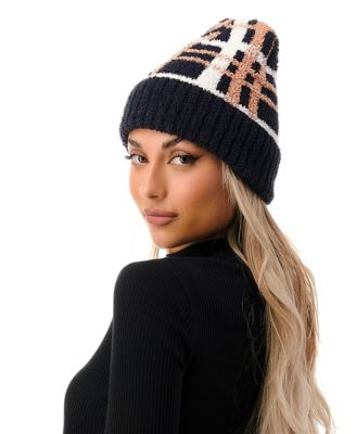 Women's Cozy Plaid Beanie with Cuff Detail