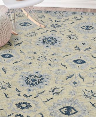 Romania Newburg Area Rug