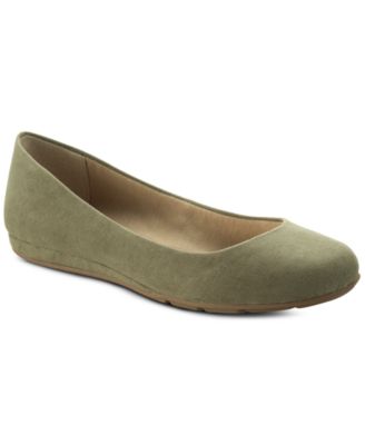 macy's women's shoes flats