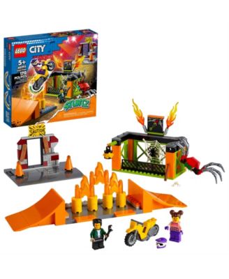 Lego Stunt Park 170 Pieces Toy Set