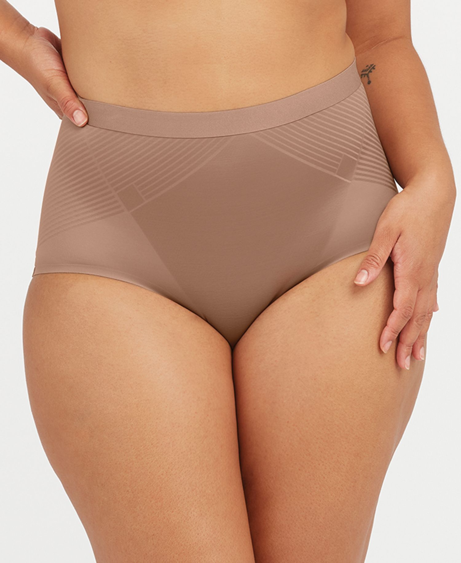 Brief 10251R