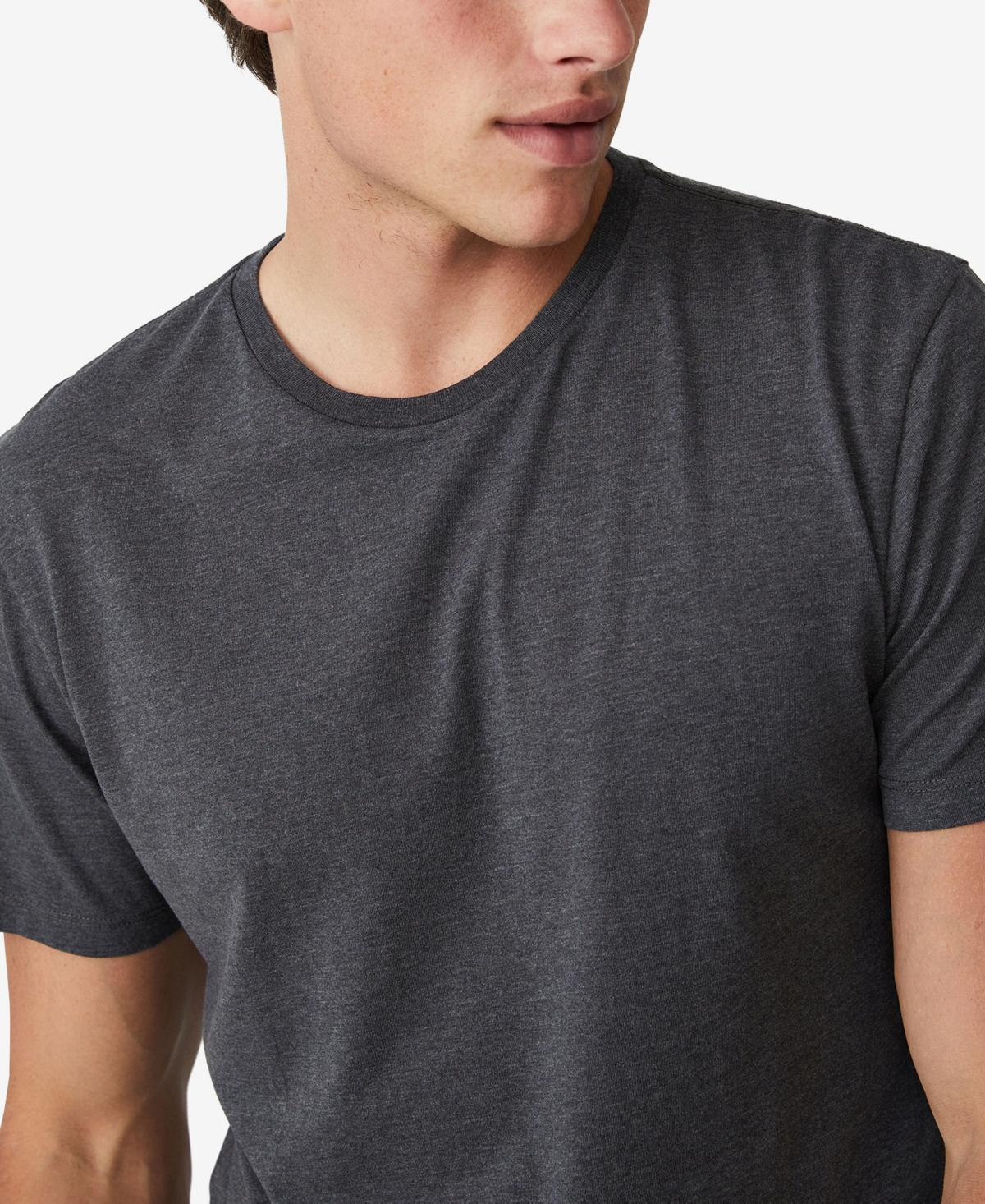 Cotton On Men's Regular Fit Crew T-Shirt