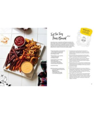 Friends - The Official Cookbook by Amanda Yee