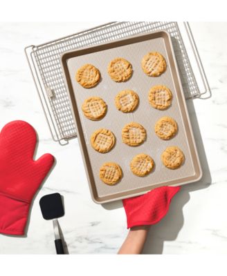 thumbnail image 2 of Oxo Good Grips Silicone Pot Holder | Nigeria 2 of 9