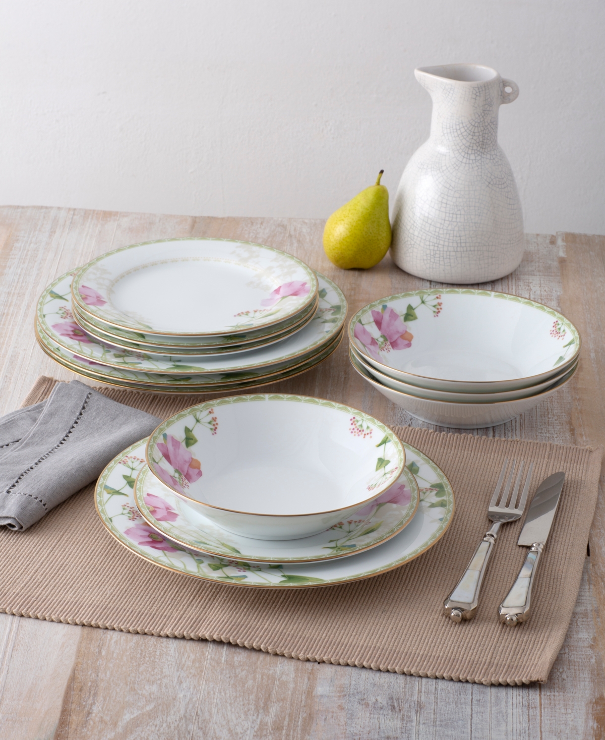 Noritake Poppy Place 12 oz Soup Bowls 4 Piece Set, 7.5" In White,pink,gold-tone