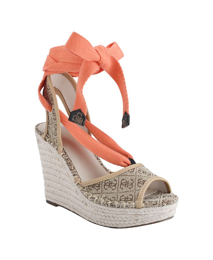 GUESS Womens CALLENA Sandal Pink 660 5