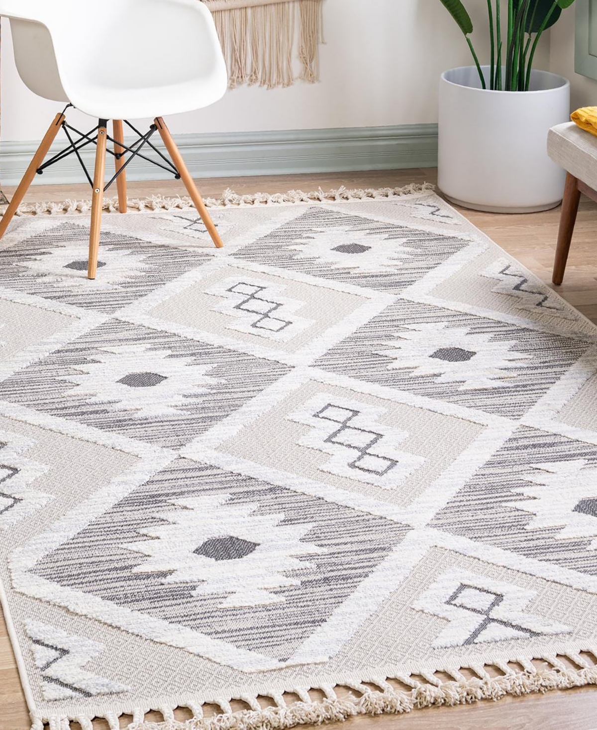 Bayshore Home Guthrie Gut-03 Area Rug - Sand