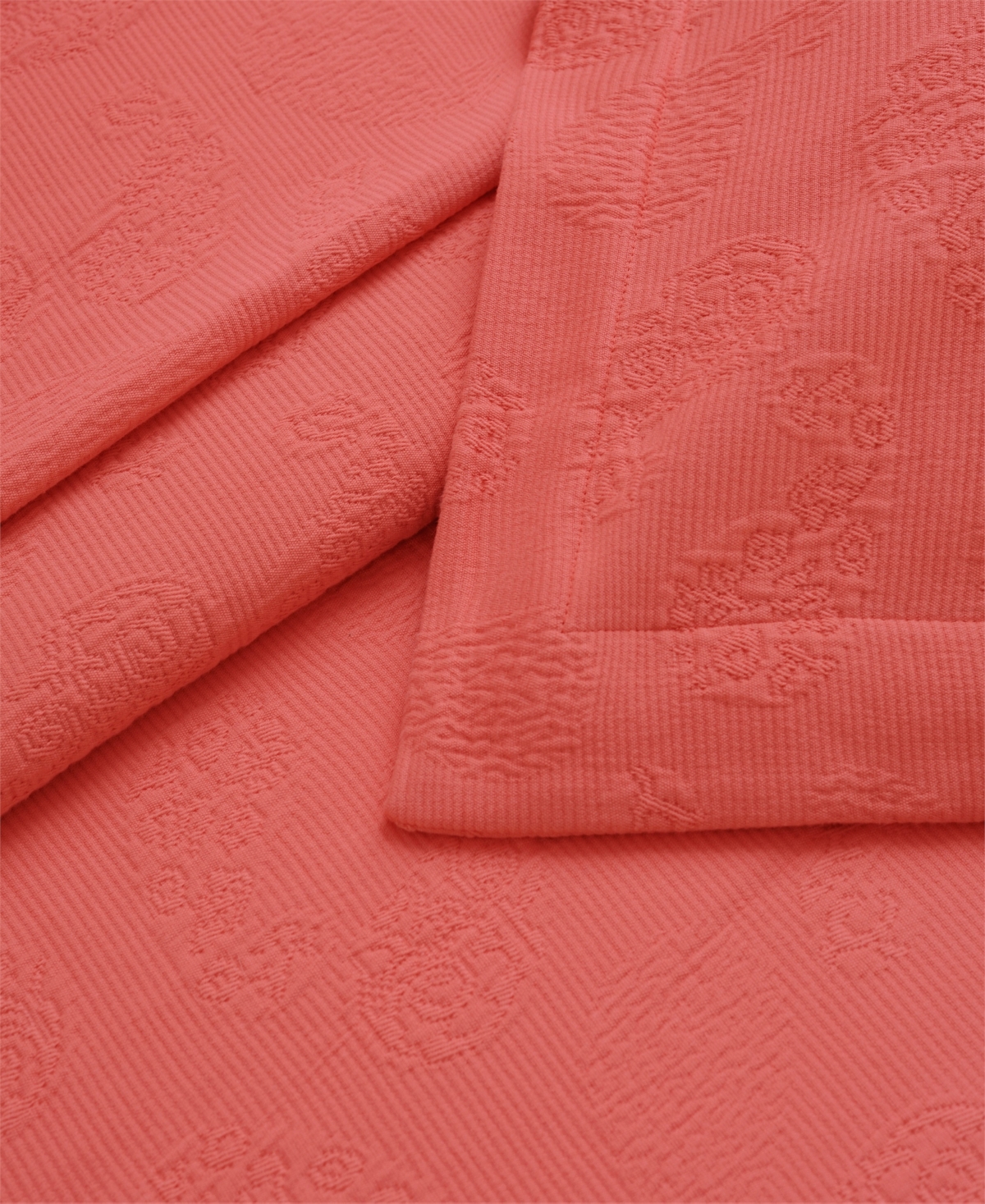 Superior 100% Cotton Paisley Matelasse All-Season -Piece Coverlet Set