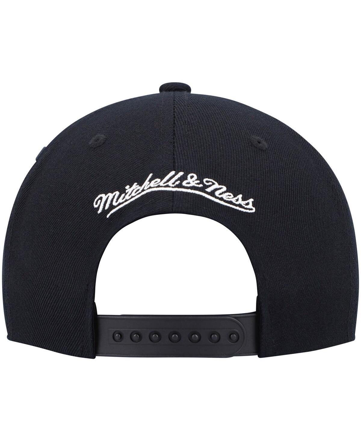 Shop Mitchell & Ness Men's  Black Philadelphia 76ers Hardwood Classics Team Ground 2.0 Snapback Hat
