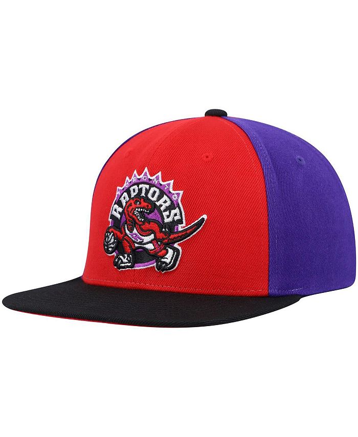 Mitchell & Ness Toronto Raptors Hardwood Classics Dynasty Yellow Toe Fitted Cap - 2-Tone Hat
