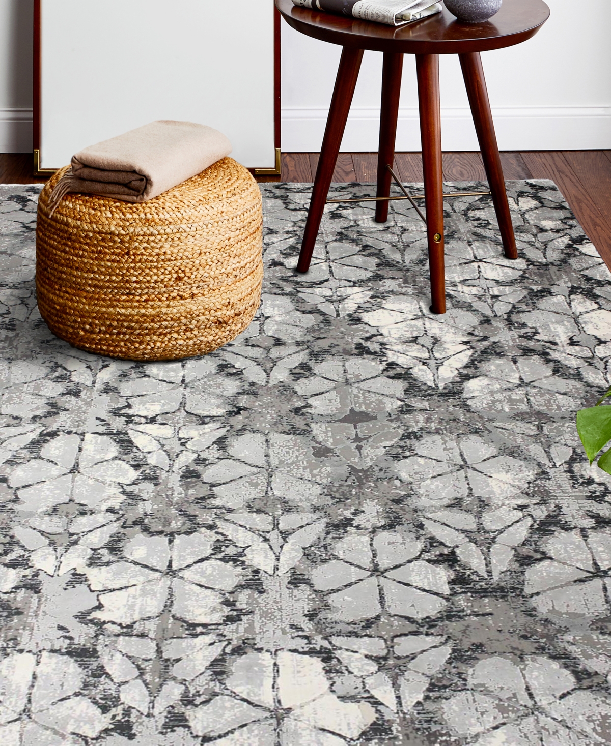 Bb Rugs Charm CHM133 Area Rug