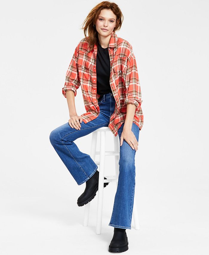 Levi's Women's Plaid Shirt, Crewneck Tee & Flare Jeans & Reviews - All  Juniors' Clothing - Juniors - Macy's