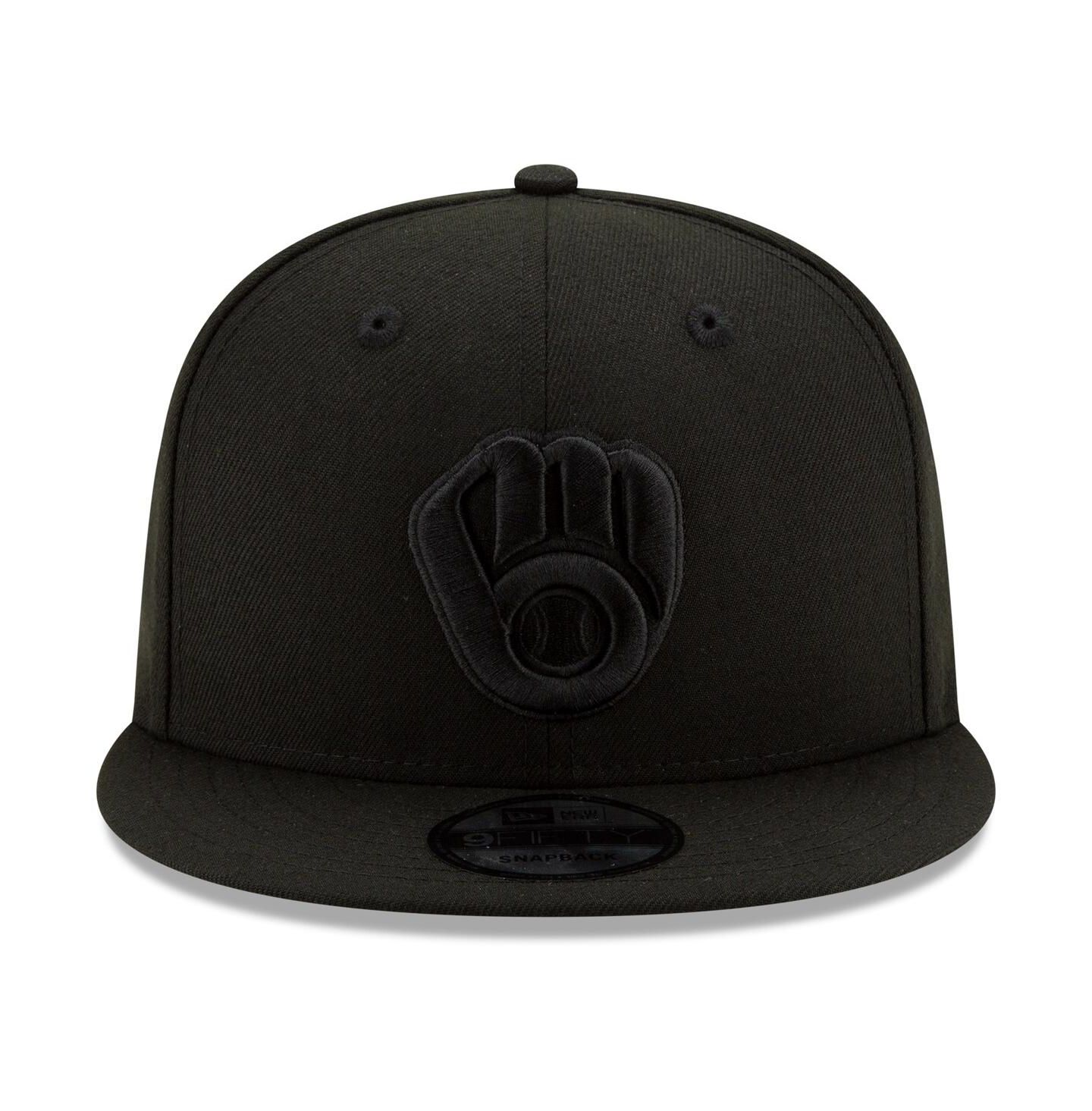 Мужская кепка New Era Milwaukee Brewers Black on Black 9FIFTY Snapback Adjustable Hat - Black — фото 3