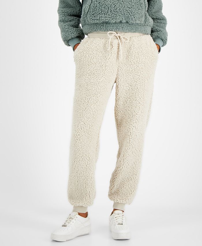 baggy skater pants