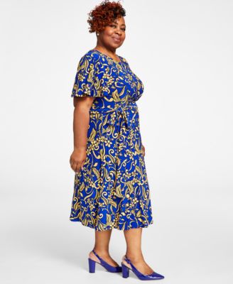 belted dress plus size