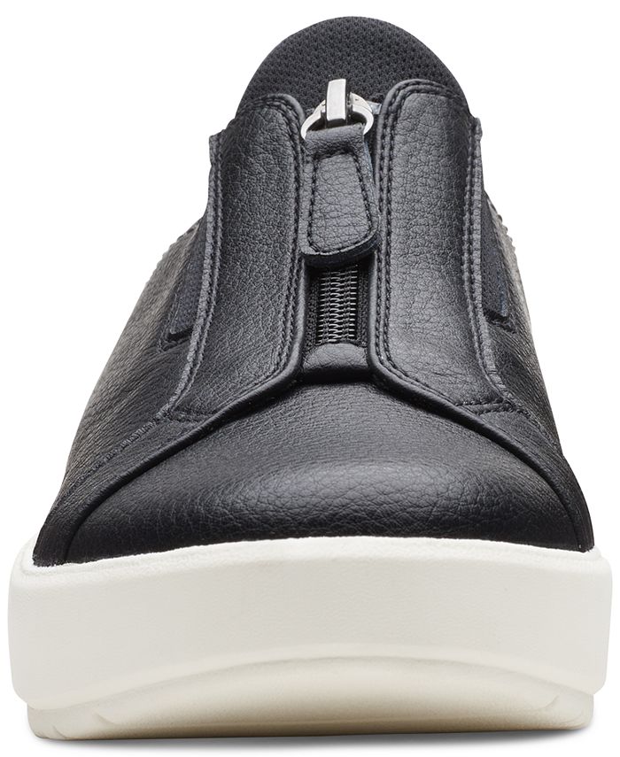 clarks layton step slip on sneakers