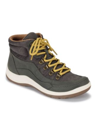 Baretraps Women's Kamber factory Lace Up Hiker Boots Women's Shoes size(6 .5)