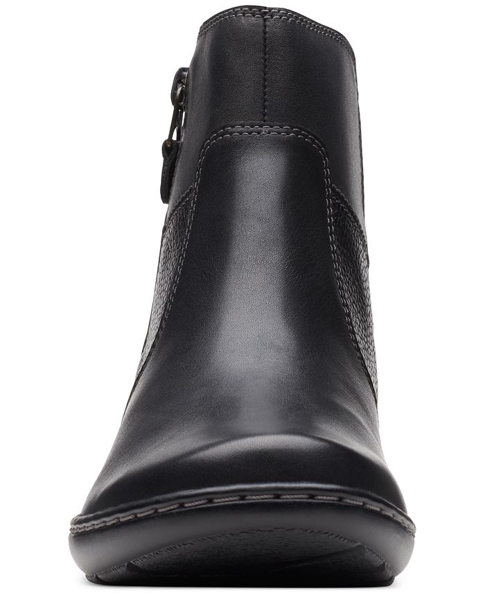 clarks wide fit ankle boot