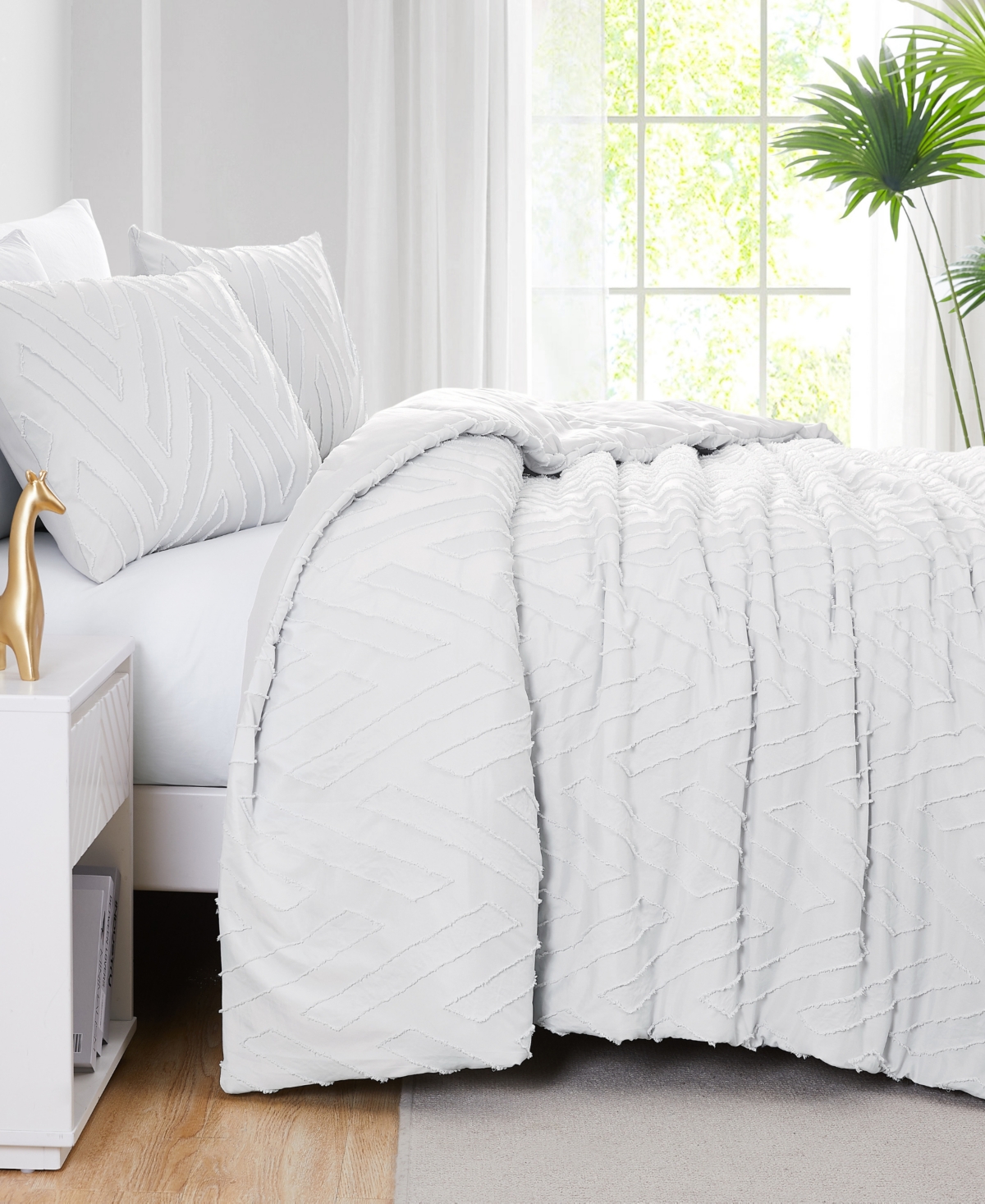 Southshore Fine Linens Chevron Clipped Jacquard 3-Pc. Comforter Set