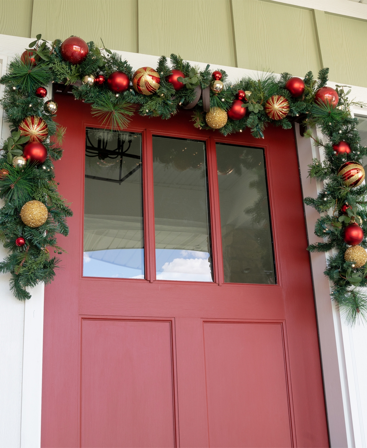 Village Lighting Artificial Christmas Garland with Lights, Christmas Classic