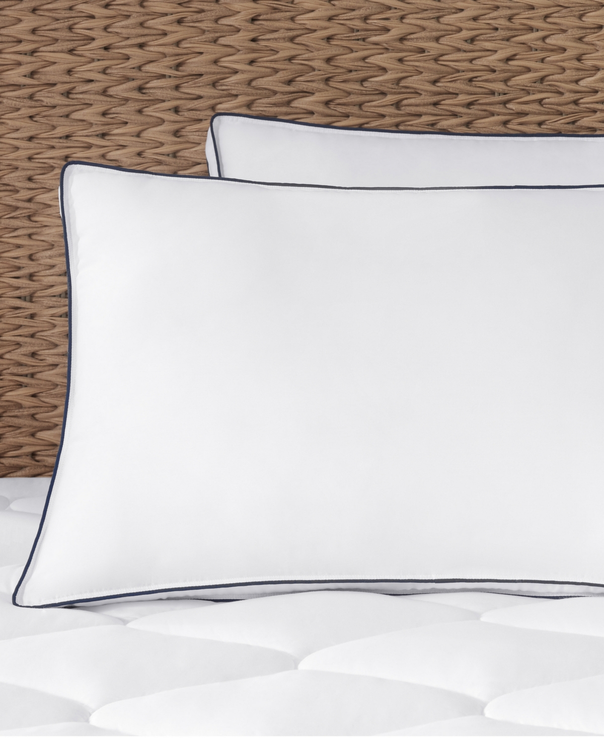 Serta Ocean Breeze Pillow, Jumbo In White