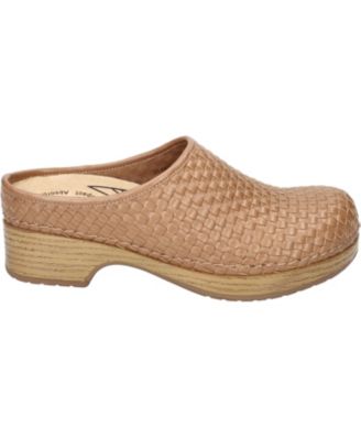 Women's Easy Works Soliea Slip Resistant Clogs