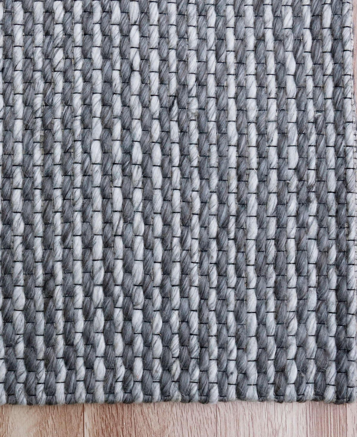 Closeout! Lr Home Oslo Anna 5' x 7'9" Area Rug