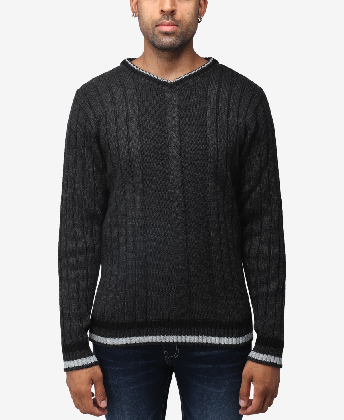 X-ray Tipped V-neck Cable Knit Pullover Sweater In Charcoal
