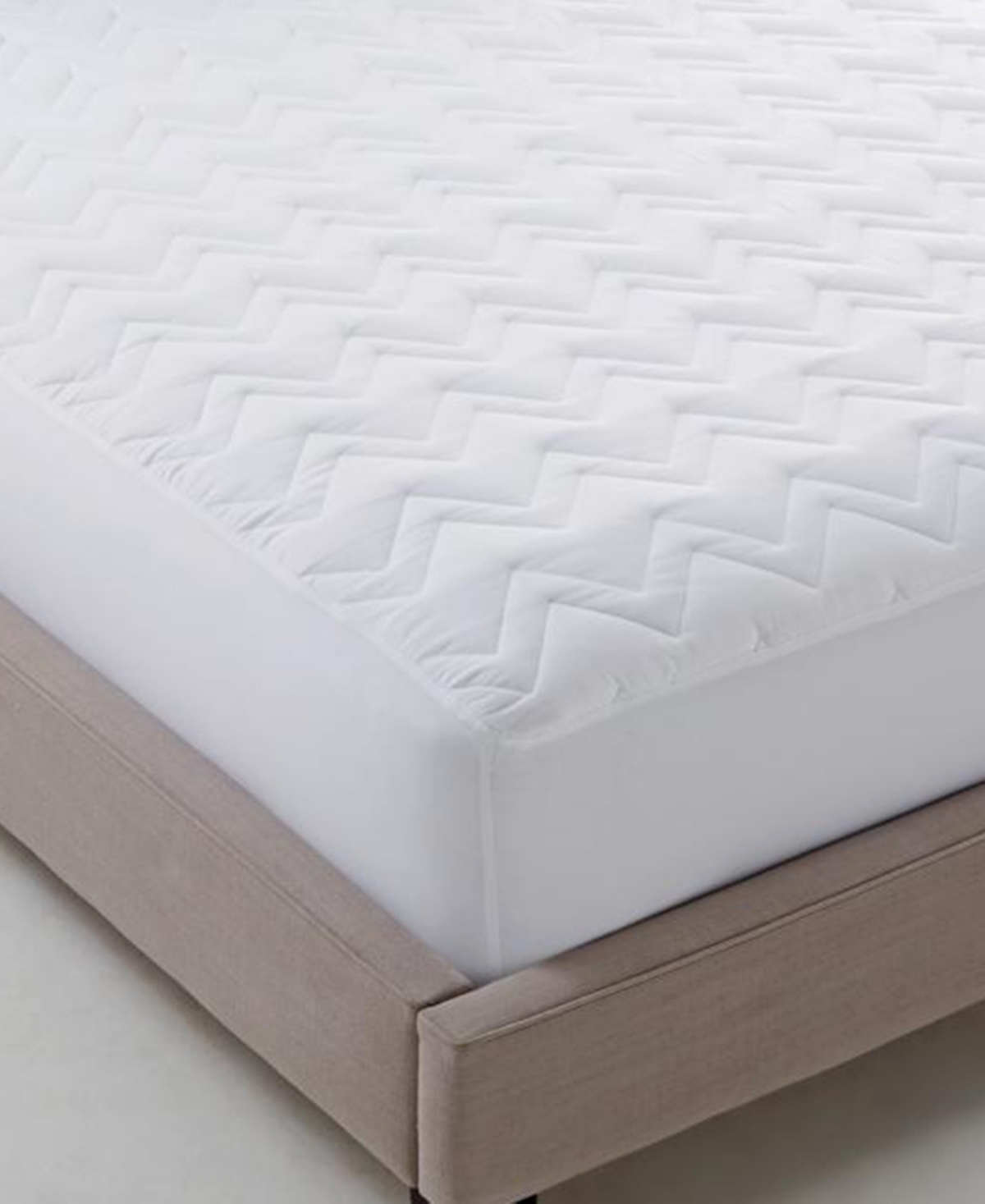 Home Design Easy Care Classic Mattress Pads, California King, Created For Macy's In White