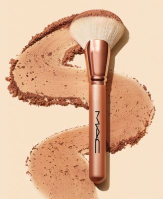 Sunstruck 143S Bronzer Fan Brush