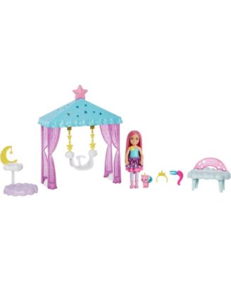 Barbie Dreamtopia Chelsea Small Doll and Accessories, Playset with