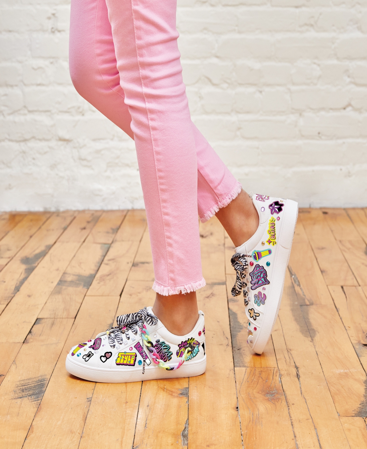 That Girl Lay Lay Sticker Chic Shoe Stickers, Shoelaces, Links Charms, Make It Real, Nickelodeon, 204 Removable Sticke In Multi