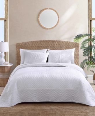 Tommy Bahama Home Pineapple Resort Cotton Quilt In White