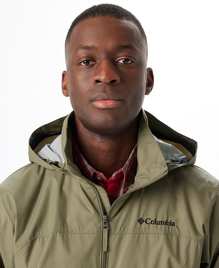 Columbia Men's Glennaker Lake Rain Jacket with a Rapid Rivers II Short