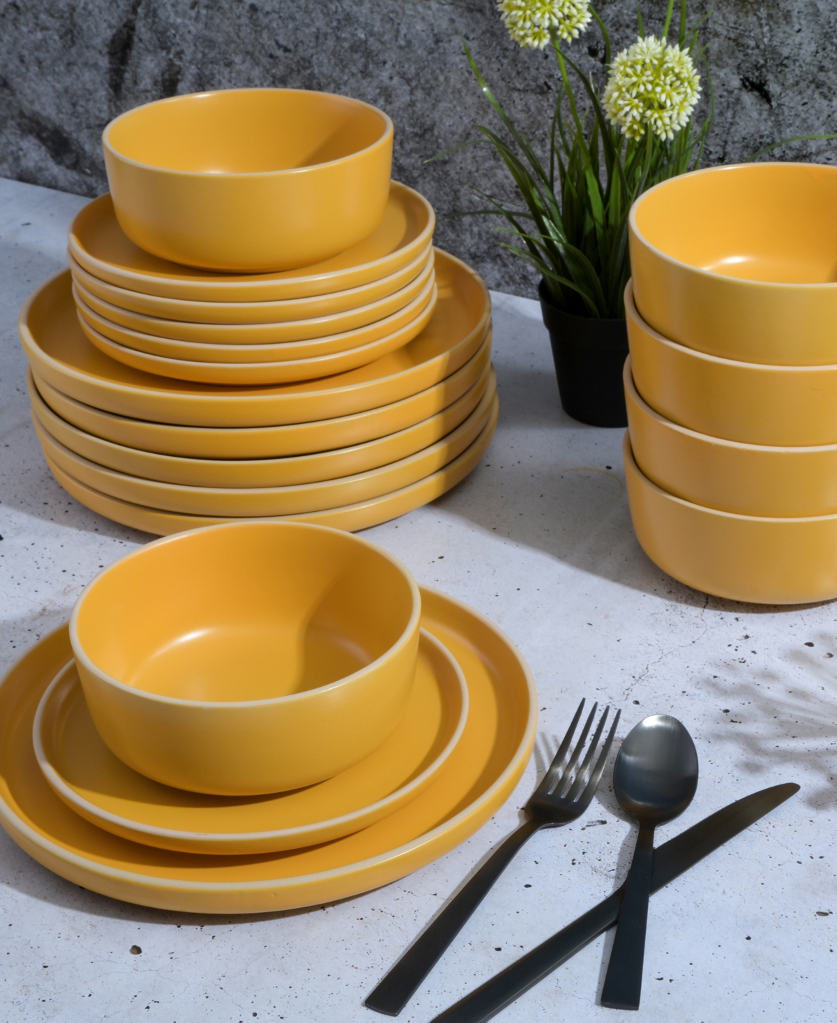 Gibson Home Zuma 18 Piece Dinnerware Set, Service for 6