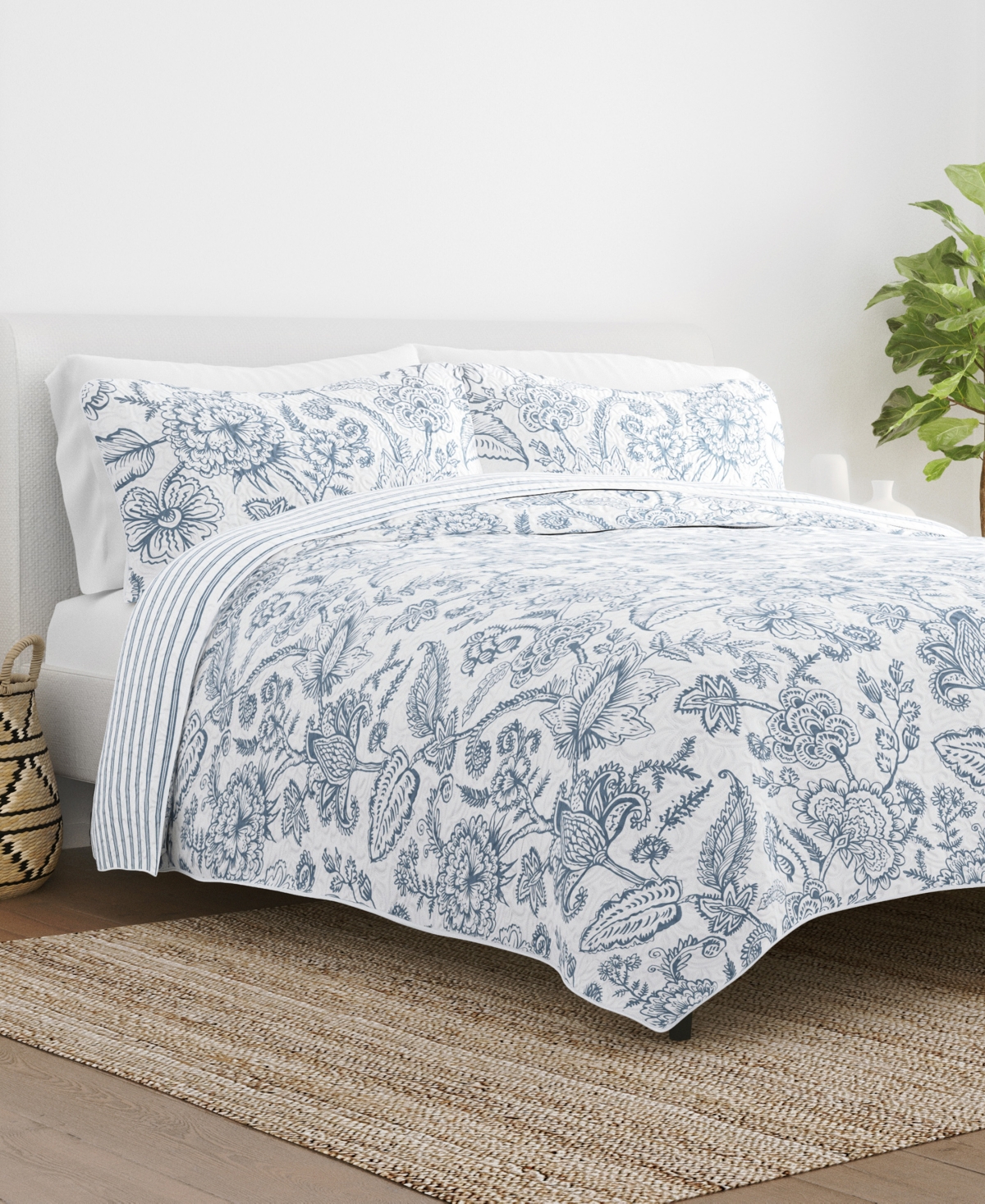 Ienjoy Home All Season 3 Piece Jacobean And Stripe Reversible Quilt Set, Full/queen In Dusk Blue