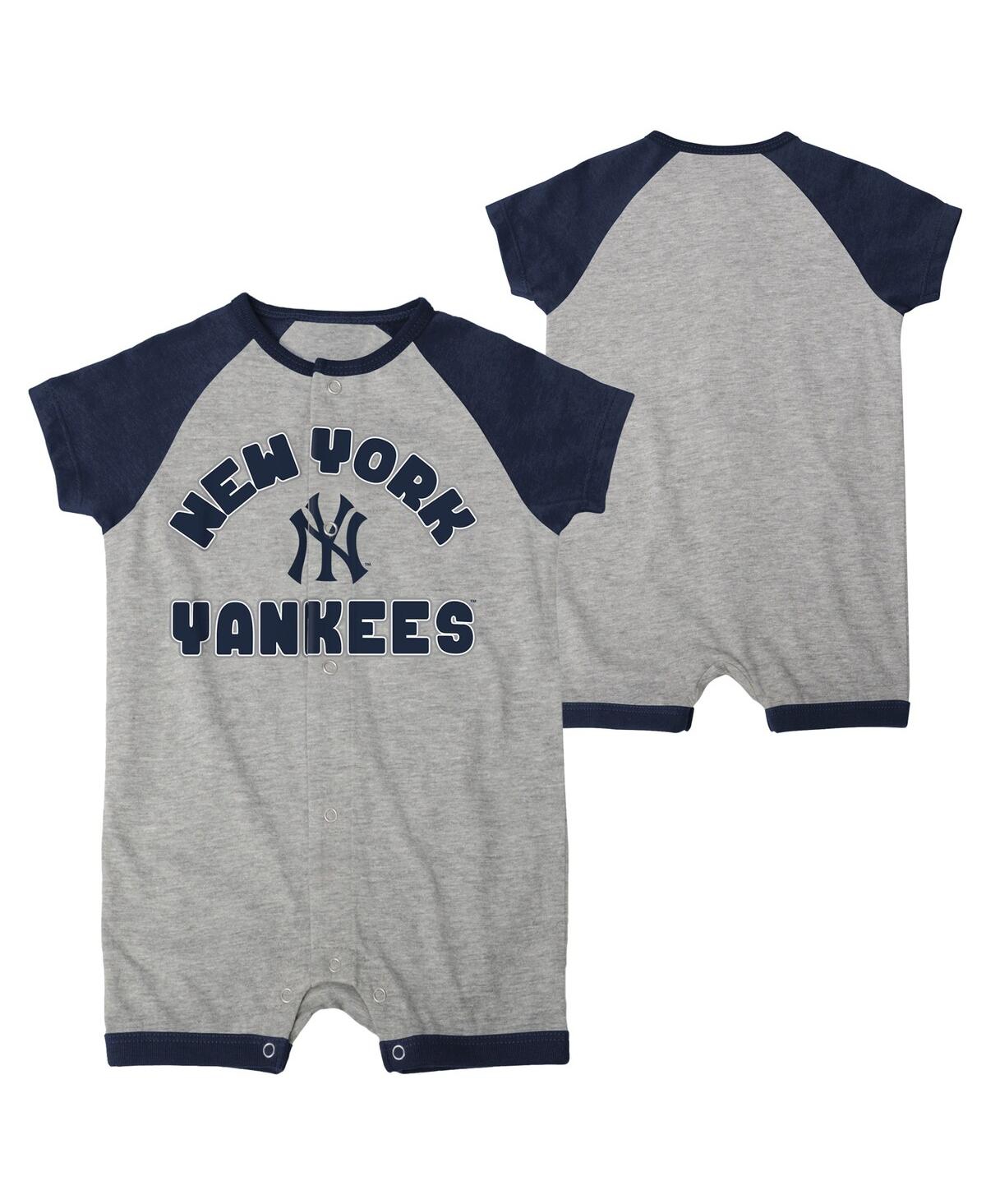 Shop Outerstuff Infant Boys And Girls Heather Gray New York Yankees Extra Base Hit Raglan Full-snap Romper